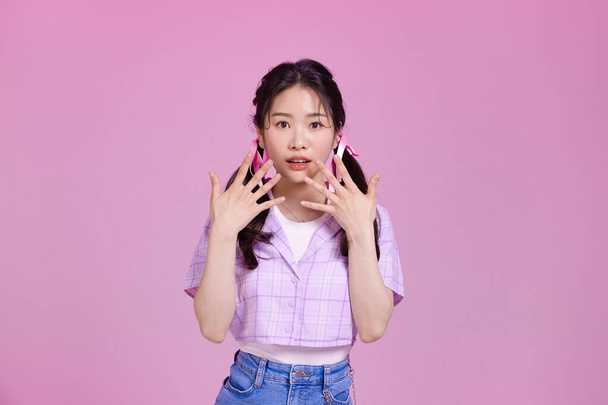 mz generation, surprised cute Asian Korean girl - Foto, Imagem