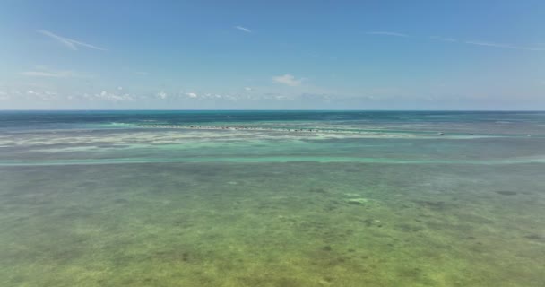  5k antenni lähestymistapa veneet Florida Keys - Materiaali, video
