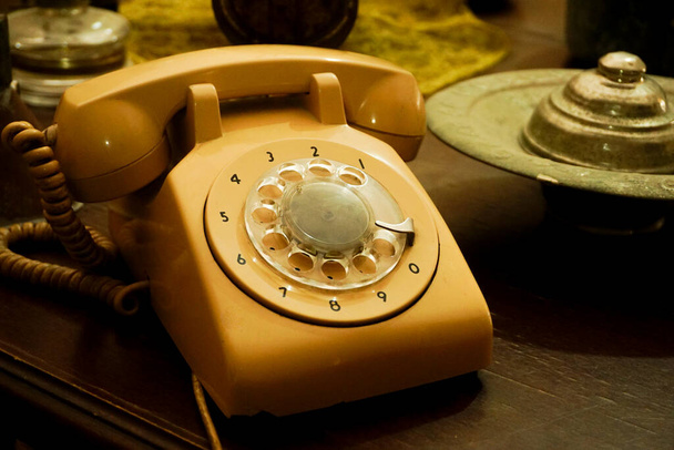 Vintage περιστροφικό τηλέφωνο close up view - Φωτογραφία, εικόνα