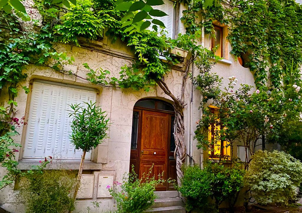 Eine der grünsten und süßesten Straßen von Paris - Foto, Bild