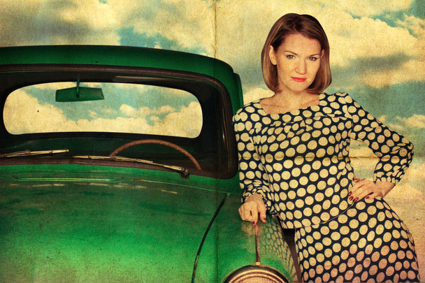 vintage κολάζ με γυναίκα ομορφιά στο πράσινο αυτοκίνητο - Φωτογραφία, εικόνα