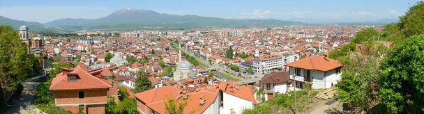Panorámica de la ciudad de Prizren en Kosovo - Foto, Imagen