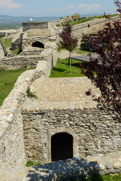 Fortaleza sobre la ciudad de Prizren en Kosovo - Foto, Imagen
