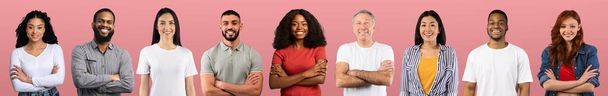 Collection de photos de gens heureux multiraciaux posant sur fond rose studio coloré, joyeux attrayant hommes et femmes différents âges souriant à la caméra, panorama, collage - Photo, image