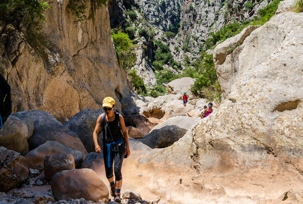 hikers group, Torrent de Pareis, Sa Calobra, Majorca, Balearic Islands, Spain - Foto, Imagem