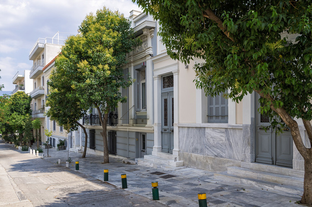 Utcán, ahol klasszicista épületek, Athén, Görögország - Fotó, kép