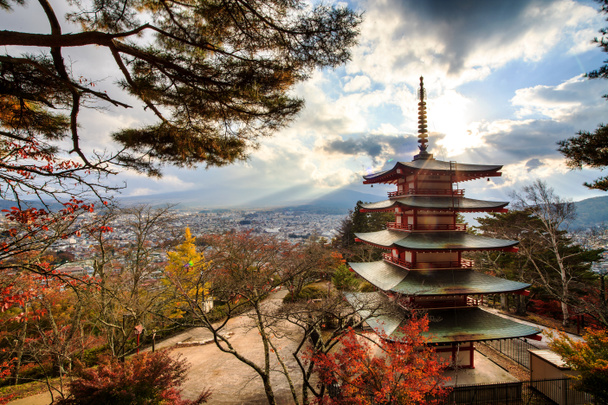 Mt. fuji ősz színei Japánban. - Fotó, kép