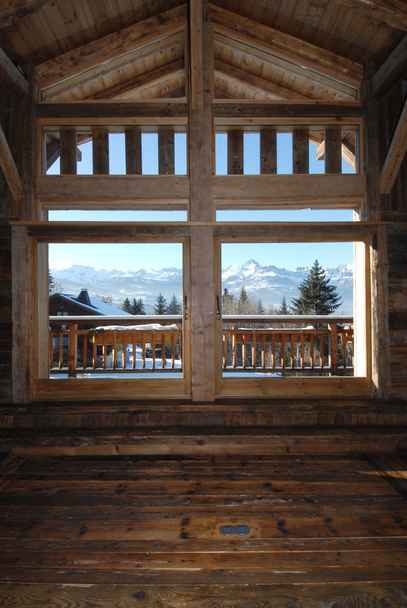 Интерьер альпийского дома
 - Фото, изображение