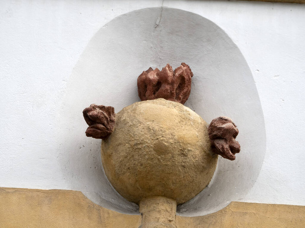 グラーツオーストリアの歴史的建造物街の装飾を見る - 写真・画像