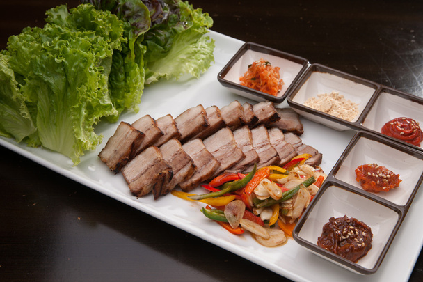 韓国風豚肉料理 - 写真・画像