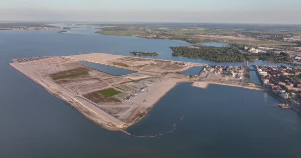 Παραλία IJburg τμήμα του Strandeiland υπό κατασκευή μεγάλη τεχνητή δημιουργία γης στο IJmeer στο ανατολικό τμήμα του Άμστερνταμ. Κάτω Χώρες - Πλάνα, βίντεο