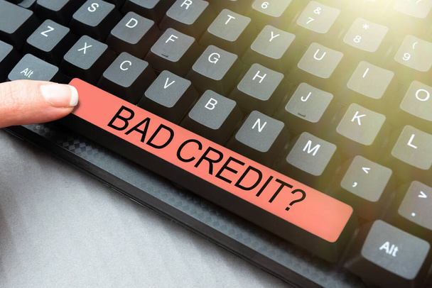 Zarejestruj wyświetlanie Bad Credit Question, Business showcase historii, gdy wskazuje, że kredytobiorca ma wysokie ryzyko -47490 - Zdjęcie, obraz