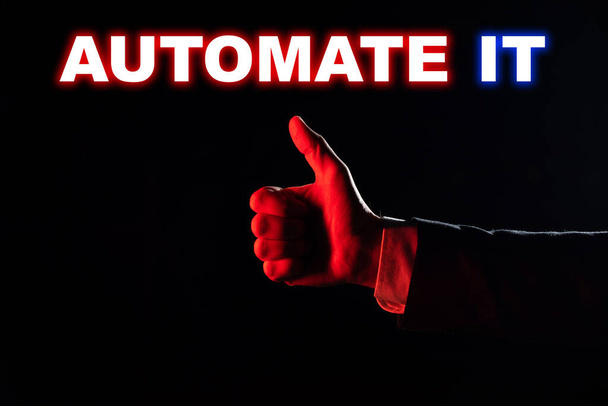 Automate It, Internet Concept dönüşüm sürecini ya da otomatik ekipmanı çalıştıracak tesisi gösteren metin. - 47789. - Fotoğraf, Görsel