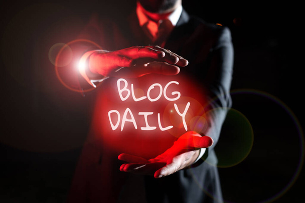 Концептуальний дисплей Blog Daily, Internet Concept Daily розміщує будь-яку подію через Інтернет або медіаінструменти -4789 - Фото, зображення