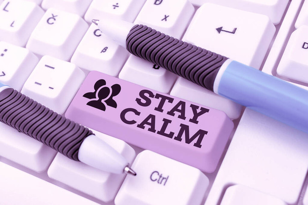 Podpis tekstowy przedstawiający Stay Calm, Business idea Utrzymuj płynny stan ruchu nawet pod ciśnieniem -49087 - Zdjęcie, obraz
