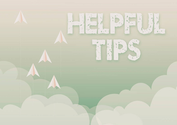 Inspiration showing sign Helpful Tips, Business approach Ask an Expert Solutions Συμβουλές Προειδοποίηση Πέντε χάρτινα αεροπλάνα πετούν στον ουρανό περιτριγυρισμένα από σύννεφα επιτυγχάνοντας στόχους. - Φωτογραφία, εικόνα