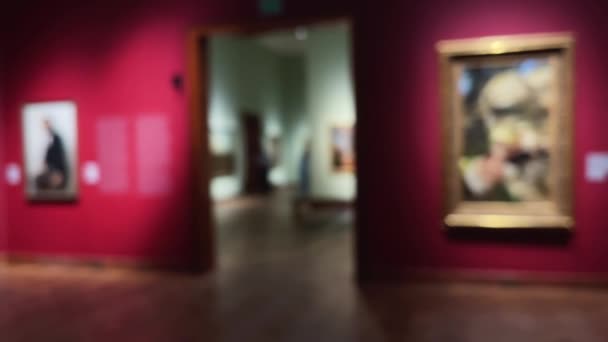 Zamazane wnętrze galerii, historia sztuki i koncepcja kultury - Materiał filmowy, wideo