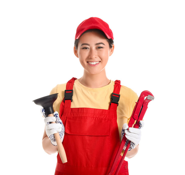 Azji kobieta hydraulik z narzędziami na białym tle - Zdjęcie, obraz