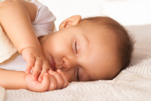 szép baba alszik - Fotó, kép