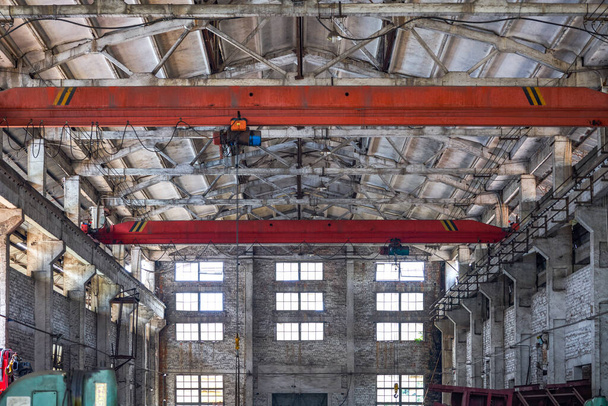 An abandoned steel frame structure automobile production workshop - Photo, Image