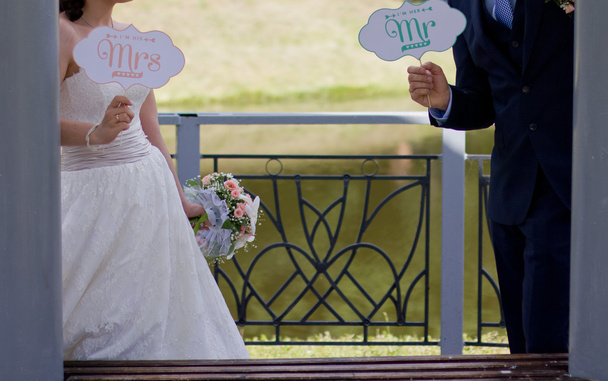 Gelin ve damat yeni evli - Fotoğraf, Görsel