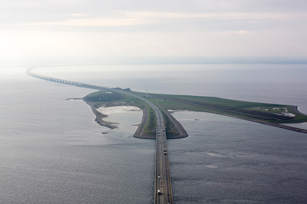 Puente en Dinamarca
 - Foto, imagen