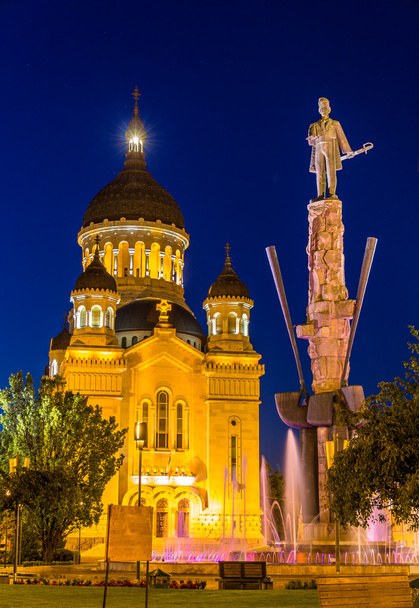 Posąg Stephen Bocskay i Katedra w Cluj-Napoca, Rumunia - Zdjęcie, obraz