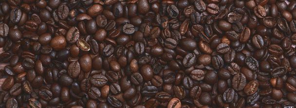 banner sized photo with roasted coffee beans, background - Фото, изображение