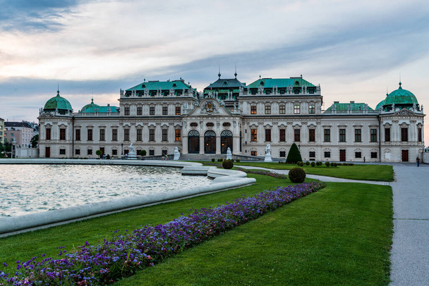 Oberes Belverede baroque style chateau in Vienna citty in Austria - 写真・画像