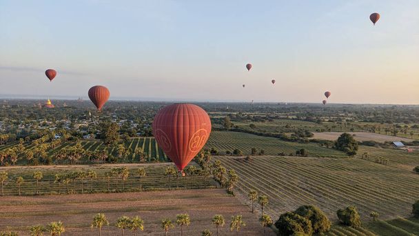 A beautiful view of Hot air balloons in the air in Yangon, Myanmar - Fotoğraf, Görsel