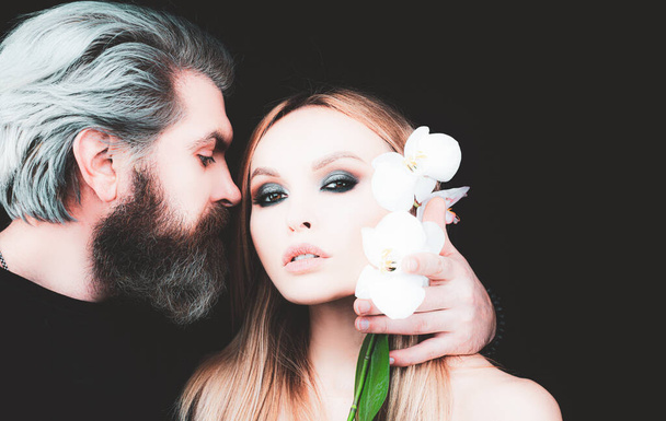 Vogue couple, Fashion romantic lovers. Sexy elegant people in tender passion - Foto, Bild