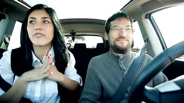 Couple en voiture
 - Séquence, vidéo