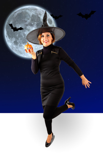 Bruxa do Halloween
 - Foto, Imagem
