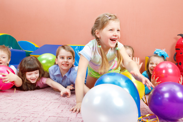 Happy kids playing - Foto, Imagen