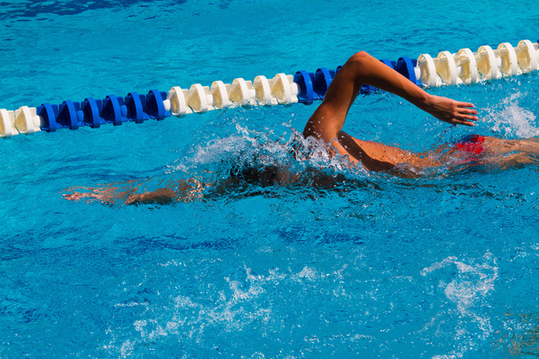 zwemmen - stock beeld - Foto, afbeelding