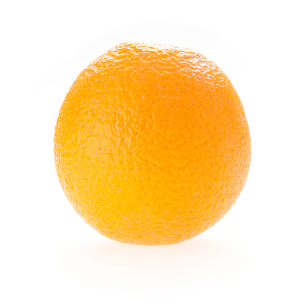 Fruto naranja aislado sobre fondo blanco - Foto, Imagen