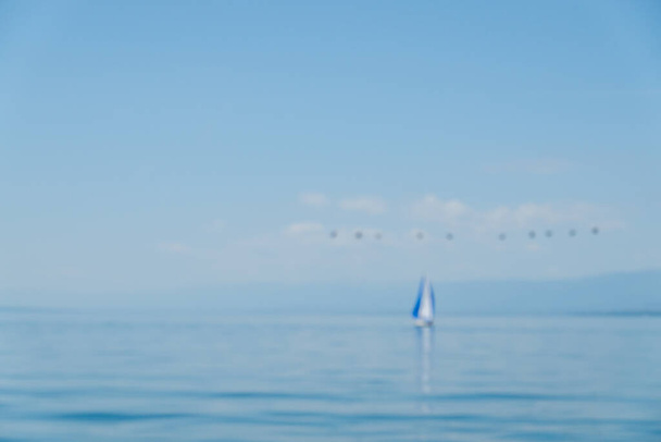 Cenevre Gölü 'nde tekne gezisi. Güzel arka planlar ve manzaralar - Fotoğraf, Görsel