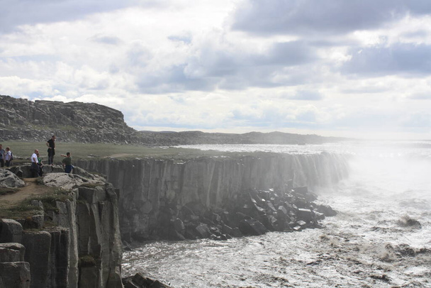 Selfoss, καταρράκτης που βρίσκεται στο βόρειο τμήμα της Ισλανδίας. - Φωτογραφία, εικόνα