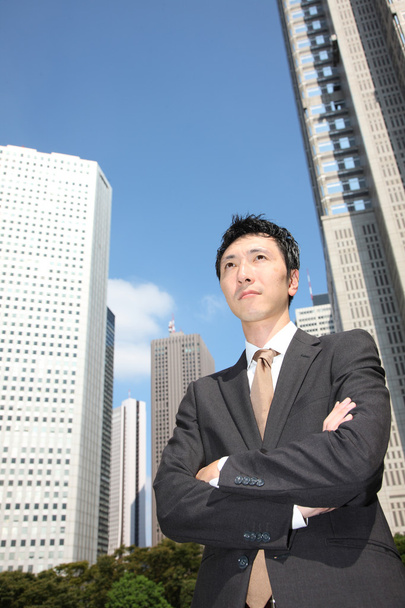Japanese businessman in the town - Foto, Imagem