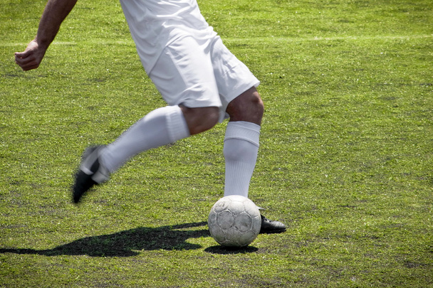 Soccer player free kick - Fotó, kép