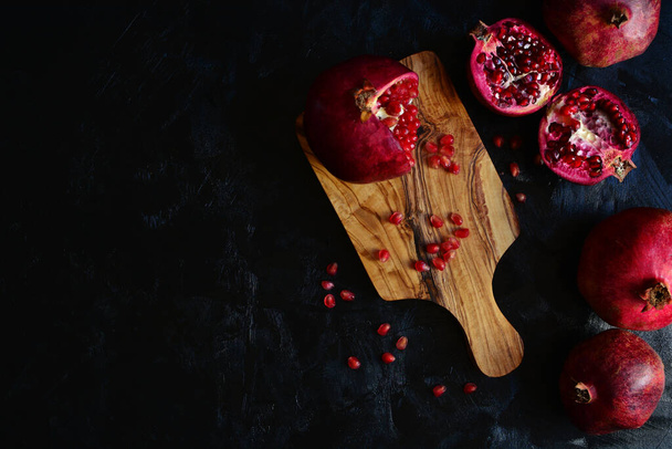 pomegranates and seeds, healthy food - Photo, Image