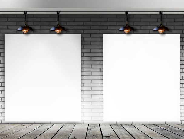シーリング ランプで白いレンガの壁に空白のフレーム - 写真・画像