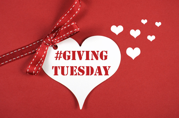 Giving Tuesday Heart Message - 写真・画像