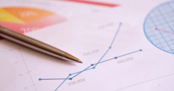 Pénzügyi számviteli táblázat elemzés üzleti jelentés. Marketing kutatás üzleti mutatók koncepciója - Felvétel, videó