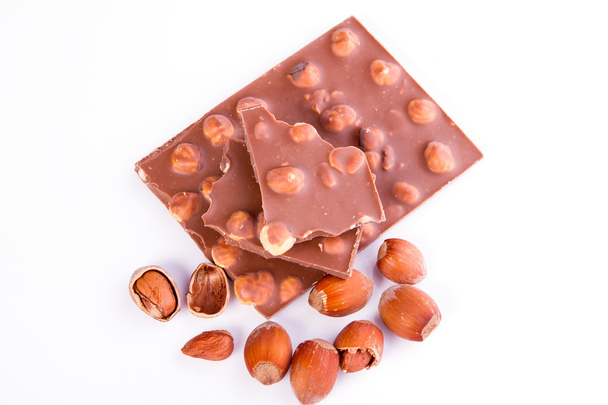 Cioccolato con nocciole
 - Foto, immagini