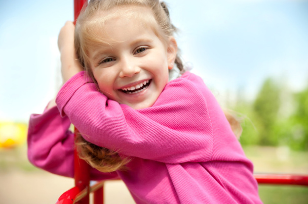 Little girl smiling - Foto, Imagem