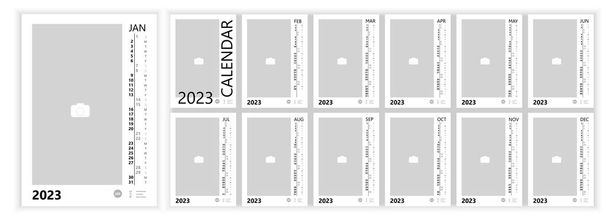 Wall Monthly Photo Calendar 2023. Простий місячний вертикальний фотокалендар Layout 2023 рік англійською мовою. Обкладинка, 12 місяців шаблонів. Тиждень починається з понеділка. Приклад вектора - Вектор, зображення