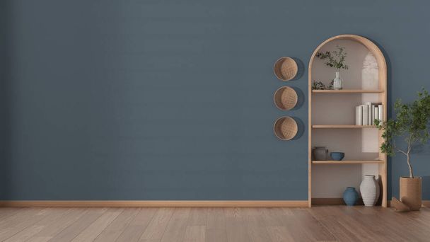 Myšlenka konceptu interiérového designu v modrém tónu. Prázdný obývací pokoj se omítkovou stěnou, parkety a dřevěnou klenutou knihovnou. Vázy, knihy a dekorace, květináče - Fotografie, Obrázek