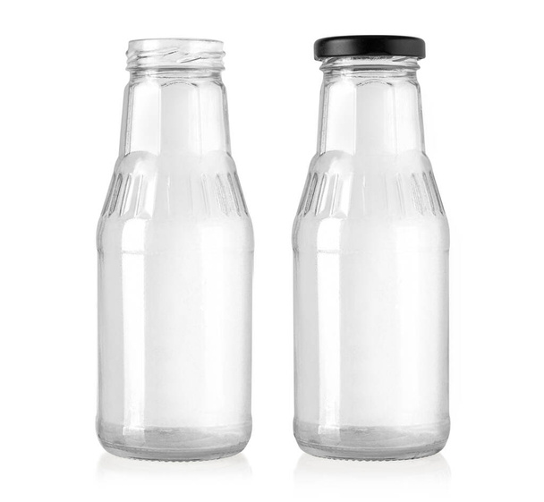 набір порожніх скляних пляшок ізольованих на білому з відсічним контуром
 - Фото, зображення