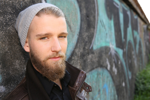 Stylish guy with beard in street - Foto, immagini